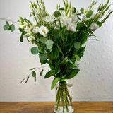 Brassée de lisianthus blancs